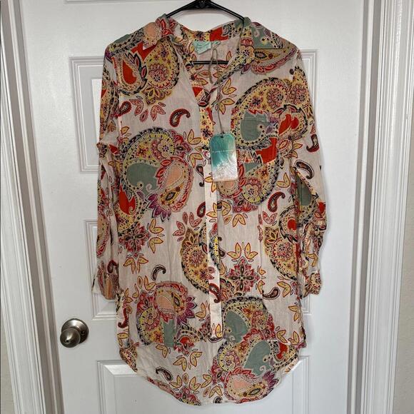 true destinations Tops - NWT True Destinations Paisley Button-Up Shirt/Coverup Sz XS oversized